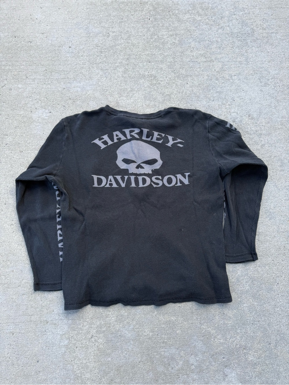 Vintage Y2K Harley Davidson Long Sleeved Thermal